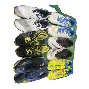 Chaussures de badminton d'occasion de marque internationale pour hommes, baskets de seconde main en balles, style basketball - Product Image 4