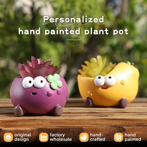 กระถางเรซิ่นขนาดเล็ก ROOGO ลายการ์ตูนน่ารัก สำหรับปลูกไม้อวบน้ำ ตกแต่งบ้าน สำนักงาน โต๊ะทำงาน หรือเป็นของขวัญ - Product Image 3