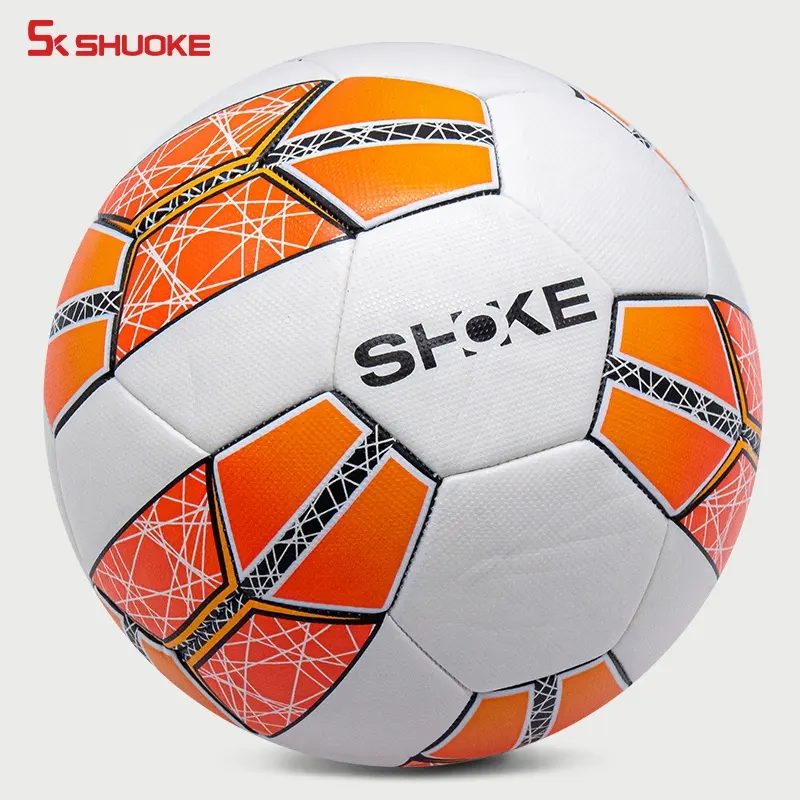थोक पु मशीन सिलाई फुटबॉल की गेंद 0.6MM पु चमड़े + TPE फोम + रबर मूत्राशय आकार 5 फुटबॉल
