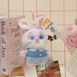 100% Original Mignon Ours Fraise pour Judy Nick Stitch Pig Sac à dos en peluche Pendentif Porte-clés Accessoire Collection de jouets en peluche - Product Image 3