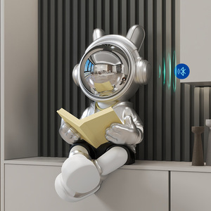 Figura Decorativa <span class=keywords><strong>de</strong></span> Astronauta Pintada <span class=keywords><strong>a</strong></span> Mano en Resina para Interiores, <span class=keywords><strong>Diseño</strong></span> Moderno - Product Image 3