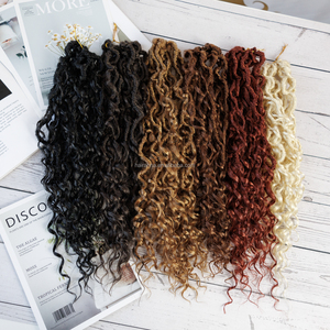 Extensiones de cabello sintético tipo rastas cortas Gypsy River Goddess con rizos, trenzas de ganchillo bohemias rizadas, rizos profundos naturales. - Product Image 1