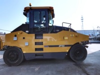 Chine Top marque avec le meilleur prix XP163 compacteur à rouleaux pneumatiques de 16 tonnes en stock pour Offre Spéciale