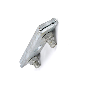 Pince de <span class=keywords><strong>suspension</strong></span> pour poteau électrique en acier galvanisé, modèle à <span class=keywords><strong>trois</strong></span> boulons, charge horizontale 12kN, argentée, marque Guan Tong, réductions sur les achats en gros - Product Image 1