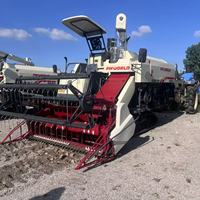 Moissonneuse-batteuse FM World 7.0 125HP Plus+++ d'occasion capable de récolter le riz, le blé, le maïs et le soja
