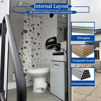 Remorque de toilettes mobiles à double essieu avec 2 cabines, lavabo et miroir pour événements extérieurs et camping