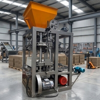 Machine automatique de fabrication de blocs creux en ciment KAIQIAN QT4-23A avec PLC et pompe en promotion