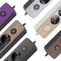 Multiprise de table en bois standard UE OEM/ODM avec 3 prises CA, interrupteur 16A et ports USB en PP