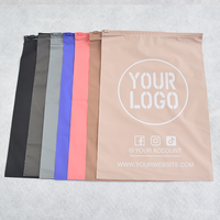Sacs refermables mats personnalisés avec logo en feuille d'or pour l'emballage de vêtements de boutique et de maillots de bain
