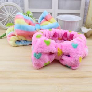 Bandeau papillon en flanelle pour femmes, élastique, pour le maquillage, le lavage du visage, le sport, usage quotidien, mélange de couleurs arc-en-ciel - Product Image 1