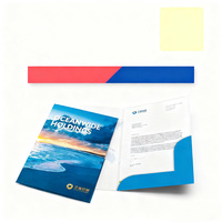 Pochette de présentation A4 personnalisée avec logo, 250g, plastifiée recto-verso, fentes pour cartes de visite, impression couleur sur carton plié en deux