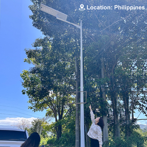 Farola Solar Inteligente Led Todo en Uno con Batería Integrada y Cámara CCTV - Product Image 3