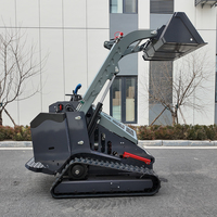 Chargeuse compacte V800, moteur Kubota 3 cylindres de qualité supérieure pour les opérations agricoles et les travaux de construction sur site