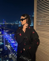 Mexizo Vêtement Islamique le Plus Populaire Abaya Kimono Exquis Brodé de Fleurs avec Hijab Ensemble 2 Pièces Ouvert sur le Devant Nouvelle Collection 2025