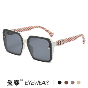 Lunettes de soleil carrées surdimensionnées de marque B pour femmes, protection UV400, monture en plastique et métal, couleur rose - Product Image 4