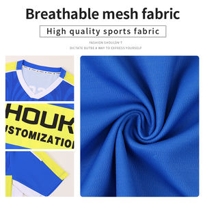 Ensemble d'uniformes de football élastiques d'été pour adultes et enfants Maillot de football respirant à séchage rapide pour les sports de plein air et l'entraînement. - Product Image 4