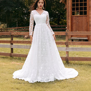 Vestido de Novia Blanco de Encaje con Cuello en V y Manga Larga, Corte en A, Cintura Natural, Tela de Poliéster - Product Image 3