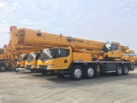 Grue mobile hydraulique sur camion QY70KH de 70 tonnes avec une hauteur de levage maximale de 62,5 m et une flèche de 12 m pour les projets de construction à levage élevé