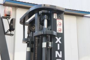 Forklift Diesel China 1,5 Ton-6 Ton 4X4 4WD untuk Luar Ruangan, Tiang 3 Tingkat, Kendaraan Off-Road Segala Medan, Mesin Pembakaran Internal - Product Image 6