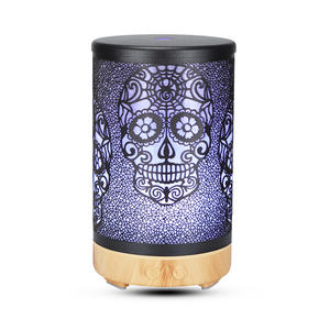 Humidificateur d'aromathérapie au design tête de mort, 0,5 L, alimenté par USB, avec minuterie, pour la maison et le bureau - Product Image 1