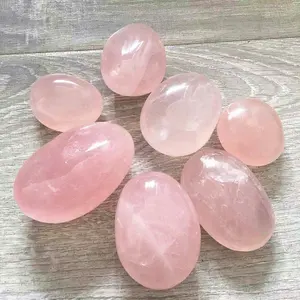 Groothandel rose quartz palm kristallen healing stones natural chakra getrommeld cabochon stones