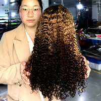 Perruque Lace Frontale HD Suisse 13x4 en Gros pour Femme, Perruque Cheveux Humains Ombrés Personnalisée, Perruques Courtes Pixie Bouclées Colorées pour Femmes Noires