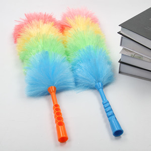 Plumeau en plastique PP multicolore flexible antistatique pour le nettoyage domestique, élimination de la poussière, plumeau à cinq liens avec manche - Product Image 3