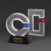 Prix de trophée en verre de cristal givré de forme ronde gravée personnalisée avec MH-J232 de diamant de couleurs