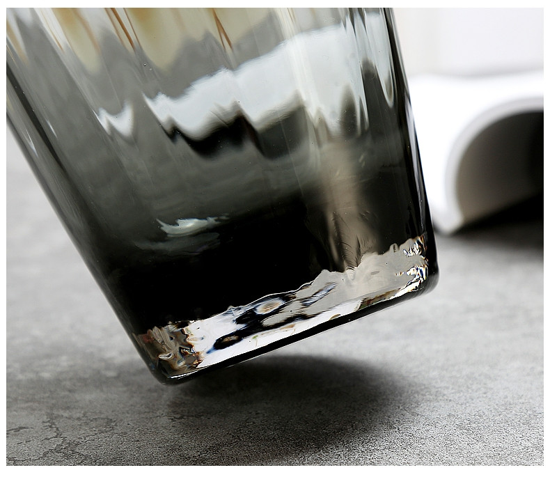 Factory Produced Wholesale Glass Luxury Vase Glass