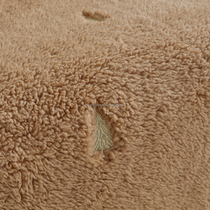 Couverture en flanelle épaisse tissée en polyester recyclé à motif léopard et zèbre, imitation fourrure, pour utilisation en avion - Product Image 4