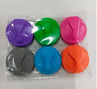 Couvre-boîte en silicone réutilisable, anti-fuite, pour bouteille de soda, avec impression personnalisée du logo, couvercle en silicone pour boîte de boisson