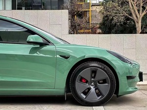 Euromaster PET haute brillance cristal vert film de protection de <span class=keywords><strong>peinture</strong></span> de véhicule <span class=keywords><strong>vinyle</strong></span> enveloppé <span class=keywords><strong>sur</strong></span> Tesla - Product Image 3