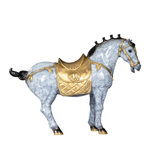 Ornement en cuivre Cheval mongol, Artisanat de cuivre, Décoration de bureau, Cadeau traditionnel - Product Image 1