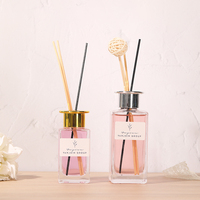 Diffuseur d'huiles parfumées carré, purificateur d'air transparent 110/240ml, soin personnel, aromathérapie d'ambiance, bouteille en verre avec bouchon à vis et bâtonnets