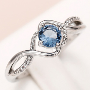Anello Elegante a Forma d'Onda di Colore Blu per Donne - Product Image 3