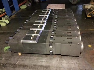 مطرقة هيدروليكية صغيرة لتكسير الصخور للودر ذو التوجيه الانزلاقي على الطراز الأوروبي - Product Image 4