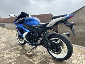 Suzuki GSXR750MOTO 2006-2014 Sportbikes Cylindrée 600-1000CC - Product Image 2