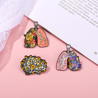 Broche en émail en forme de cœur anatomique, artisanat en métal d'anatomie médicale, vente en gros, cadeau pour les médecins et les infirmières, broches en métal personnalisées