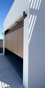 TOMA CE Grille <span class=keywords><strong>de</strong></span> sécurité moderne automatique électrique en aluminium pour <span class=keywords><strong>porte</strong></span> <span class=keywords><strong>de</strong></span> <span class=keywords><strong>garage</strong></span> <span class=keywords><strong>sectionnelle</strong></span>, couleur bois, <span class=keywords><strong>porte</strong></span> <span class=keywords><strong>de</strong></span> <span class=keywords><strong>garage</strong></span> commerciale verticale - Product Image 5