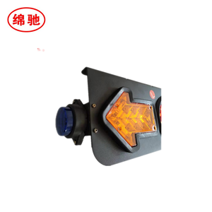 Feu arrière <span class=keywords><strong>de</strong></span> <span class=keywords><strong>remorque</strong></span> <span class=keywords><strong>rectangulaire</strong></span>, noir, feu LED pour <span class=keywords><strong>remorque</strong></span> <span class=keywords><strong>de</strong></span> camion lourd - Product Image 2