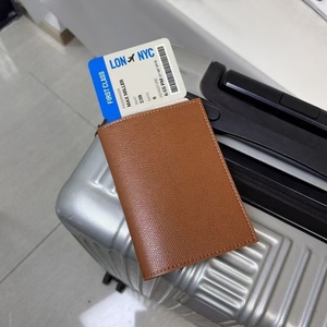 Custom Logo Luggage Tag Travel Gift Set Passport Cover Travel Cover PU Leather Passport Holder and Luggage Tag Set with Box - Product Image 3