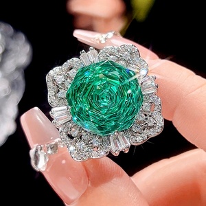 Factory Wholesale Eco-friendly Copper 16-10mm Green Cubic Zirconia Wedding Floral Design Pendant <b>Earrings</b> Ring <b>Sets</b> for Women - Product Image 4