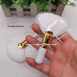 Pelo suave y esponjoso, mango blanco <span class=keywords><strong>de</strong></span> metal dorado, cepillo <span class=keywords><strong>de</strong></span> ventilador grande, 9cm, 11,5 cm, máscara Facial <span class=keywords><strong>de</strong></span> esteticista corta, cepillo <span class=keywords><strong>de</strong></span> ventilador - Product Image 5