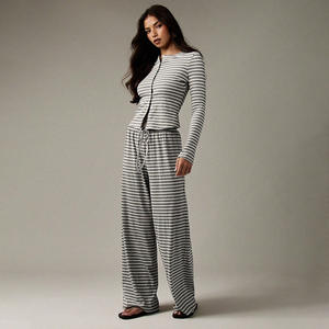 Новинка, 2026 трендовые товары, кардиган спереди, топы и широкие брюки, комплект спортивной одежды с принтом в полоску, комплект из 2 предметов - Product Image 2