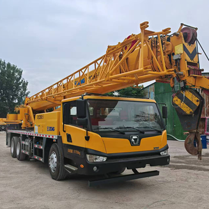 Grue sur camion XCMG QY25K5-II de 25 tonnes d'occasion |   39,5 m de portée |   Moteur Sinotruk - Product Image 1