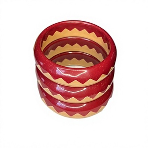 2026 Luxury Ceramic Resin Bangles Trendy <b>Red</b> and Green Zigzag Pattern Colorful Design Unisex <b>Bracelets</b> Fashionable Jewelry Sets - Product Image 2