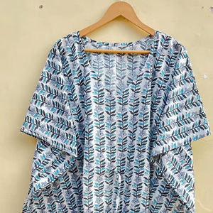 Caftán indio de algodón hecho a mano con estampado floral, caftán de verano para la playa, talla grande para mujer, camisón tipo caftán, regalo para ella. - Product Image 1