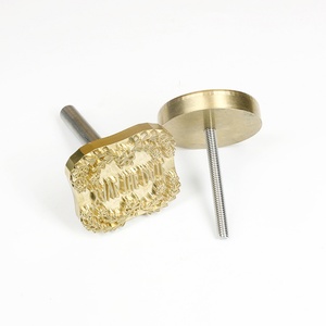 Personaliza tu Propio Sello de Cera para Invitaciones de Boda y Papel - Product Image 5