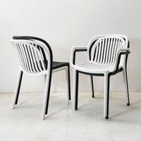 Ensemble table et chaise en plastique pour extérieur jardin maison pour restaurant, ensemble table et chaise en plastique pour restaurant avec accoudoir