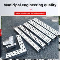 Couverture de gouttière en acier inoxydable pour balcon, parc et jardin, surface brossée, design en forme de bande longue, système de drainage à fente en U, Chine
